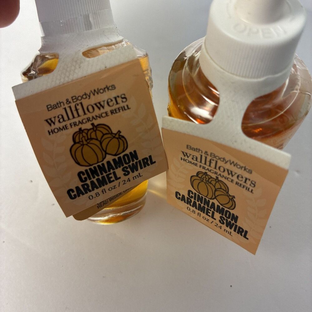 Lot of 2 Bath & Body Works CINNAMON CARAMEL SWIRL Wallflower Refill Bulbs